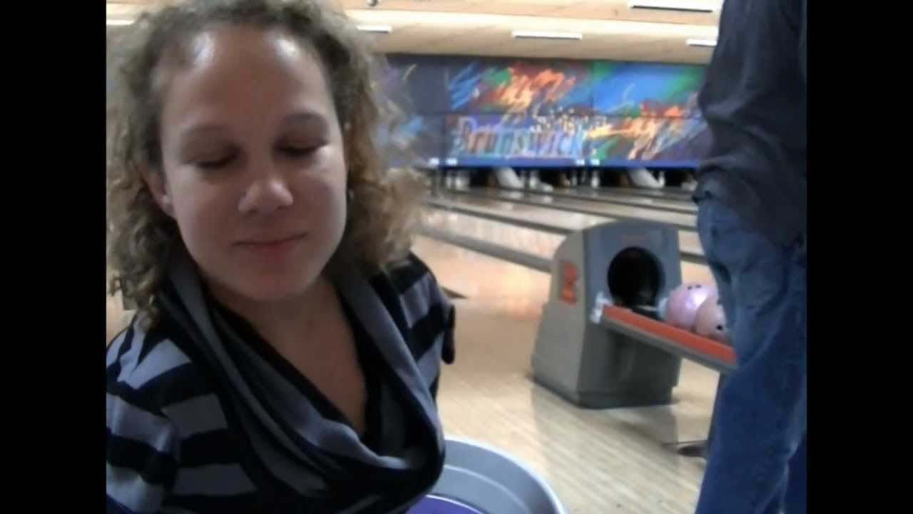 how to bowl without arms