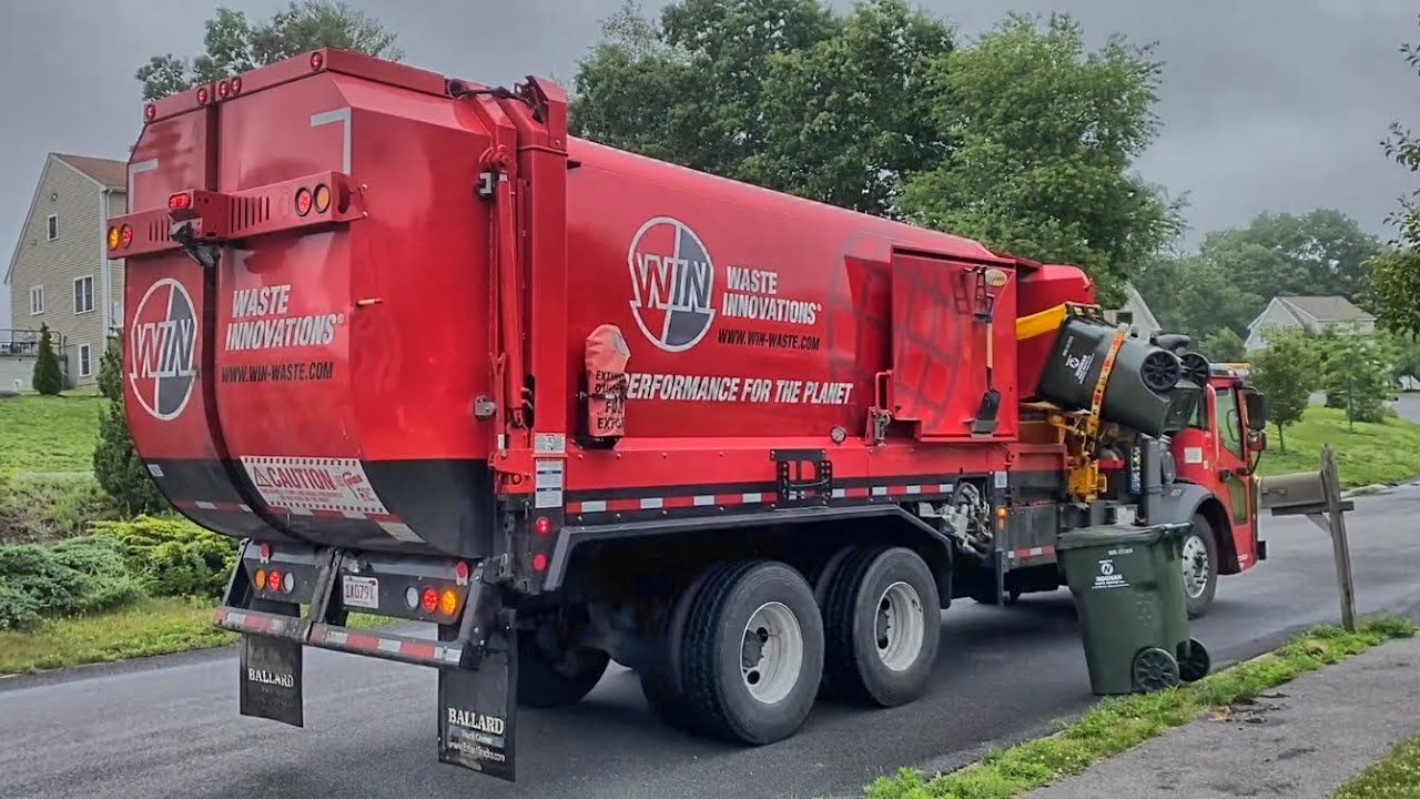 WIN Waste Innovations Big Red Split Labrie Expert on Open Market Solid Waste