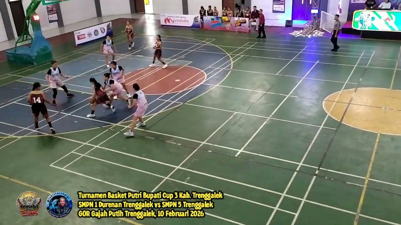 Turnamen Basket Bupati Cup 3 Trenggalek. SMPN 1 Durenan Trenggalek vs SMPN 5 Trenggalek (PI)
