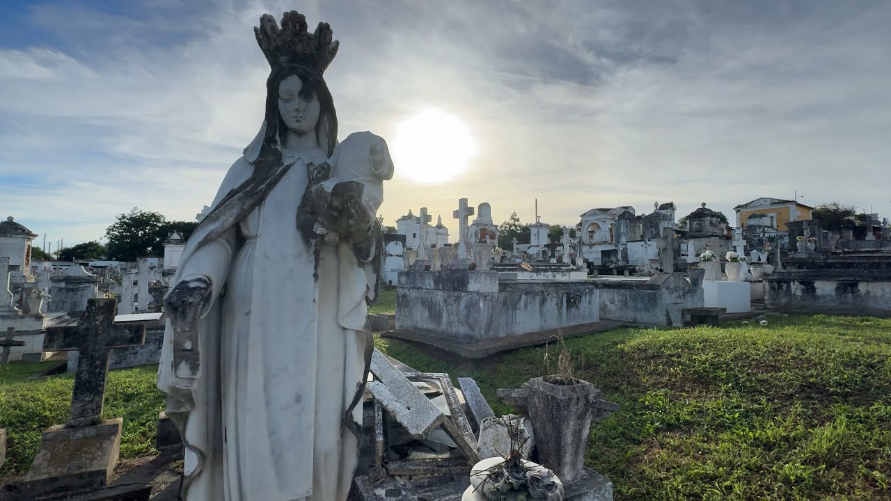 Cementerio Municipal De Arecibo (Part 2)