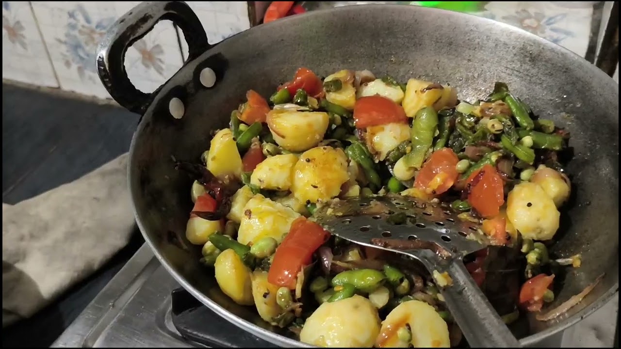Kalkatiya sem ki sbji bnayee #mummy Dosto 😋😃🤗#meera family vlog#viral video's foodee..vlogs.