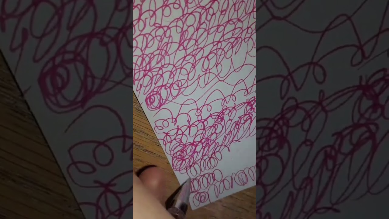 Dibujando hasta que se acabe la tinta del lapicero💗 (No hate plss)