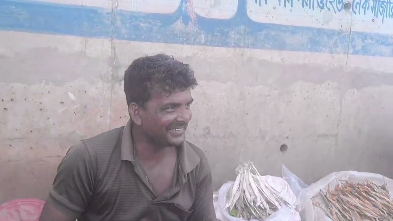 আজ বুধবার ,আবার সেই সাপ্তাহিক হাট নাটিয়াপাড়া, দেখবো আজকের বাজারের দর দাম। 
