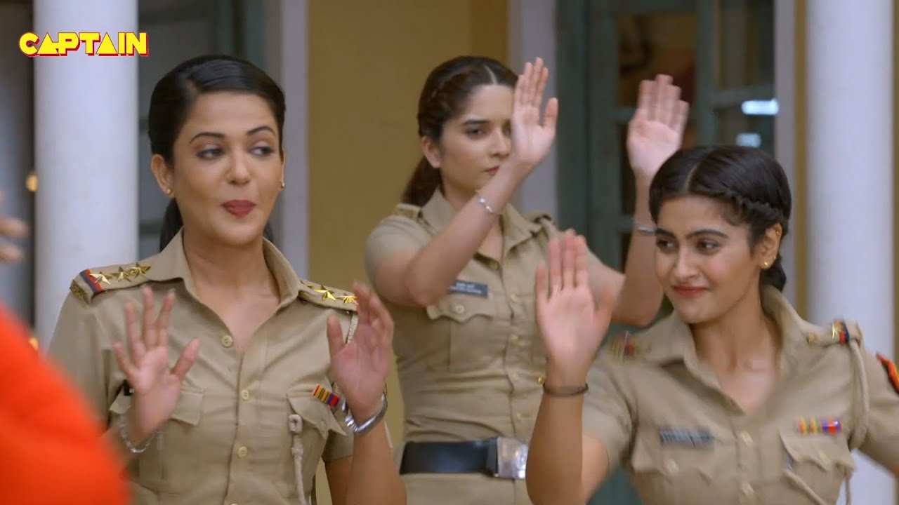 Karishma Singh ने दिखाया जब Haseena को नाचकर || Maddam Sir