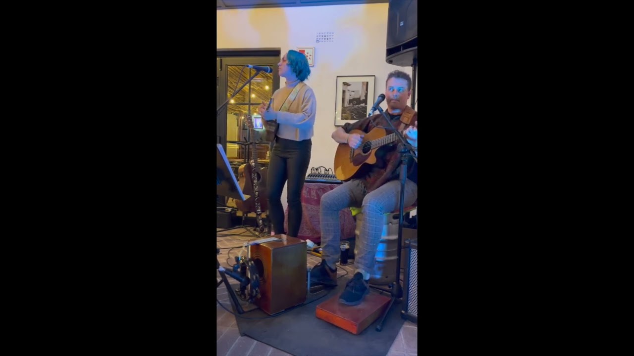 Live Covers of Popular Songs by AKiMBO