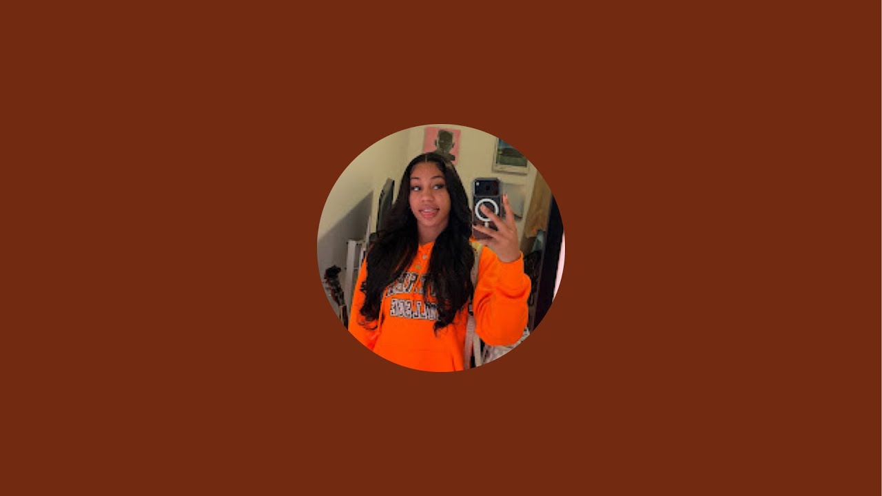 Mika Petit-Homme is live!