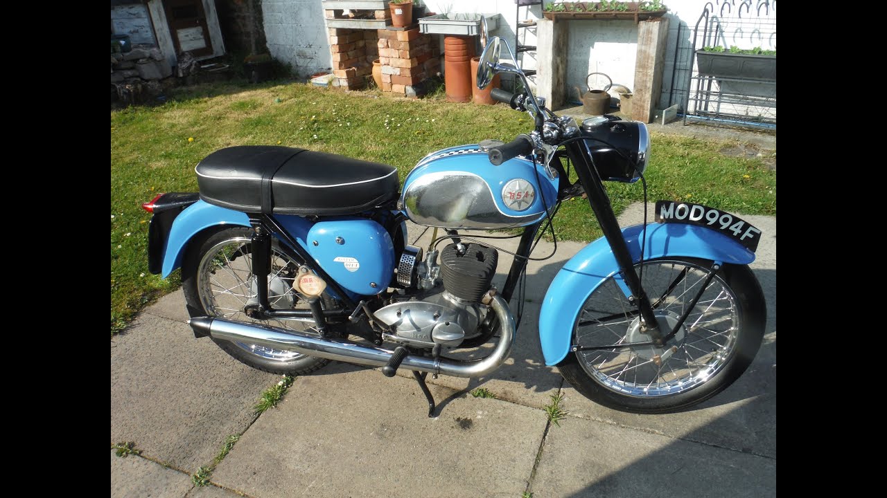 BSA Bantam D14/4 175 short test ride ends with loss of drive to rear wheel, fix found and discussed.