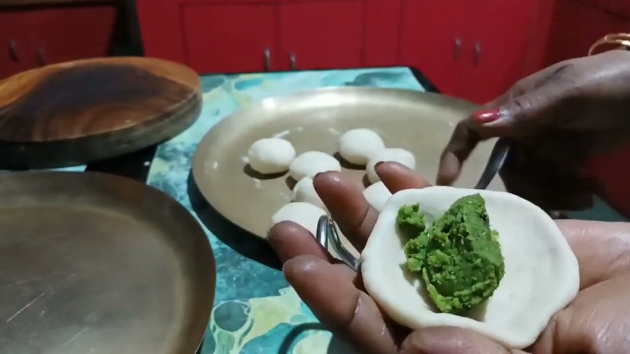 ডিলিসিয়াস কড়াইশুঁটির কচুরি রেসিপি