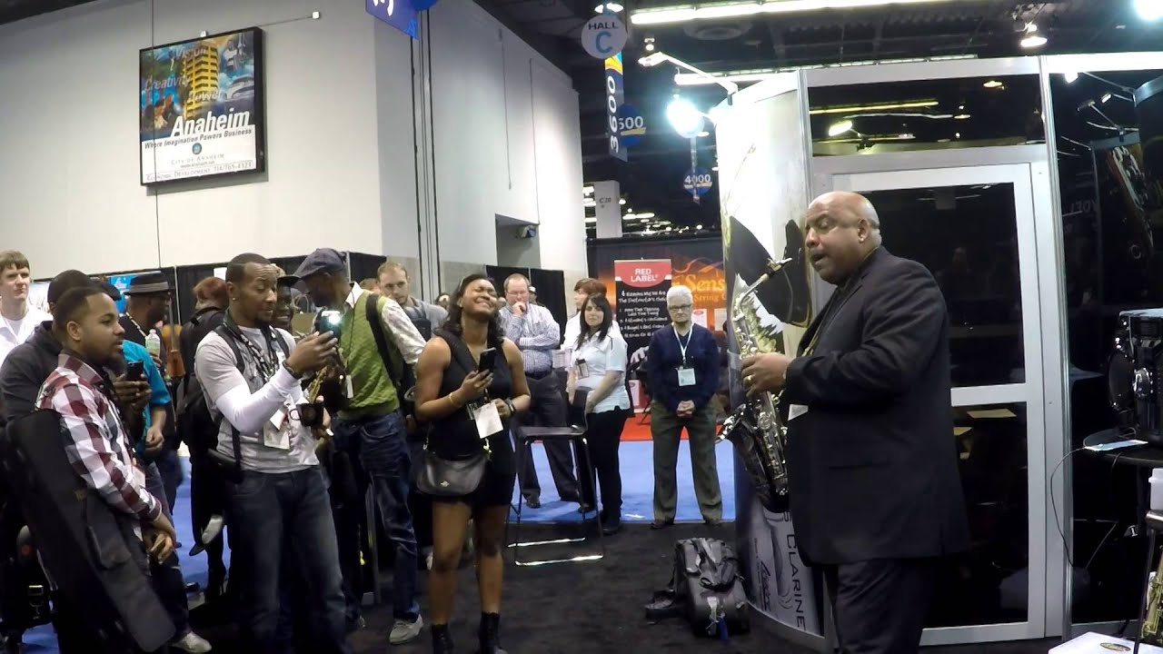 It's A Man's, Man's, Man's World - Gerald Albright @ 2016 NAMM (Smooth Jazz Family)