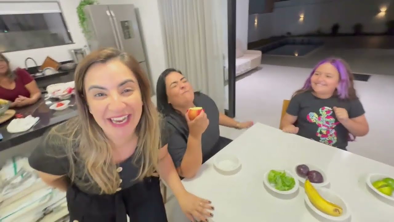 MINHA PRIMA NÃO GOSTOU DO DESFIO DAS COMIDAS DA FAMÍLIA ROCHA