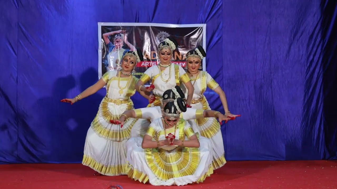 SREEMAN NARAYANA, MOHINIYATTAM PERFORMANCE