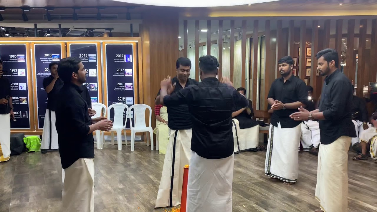Men’s Thiruvathira kali for Onam 2019