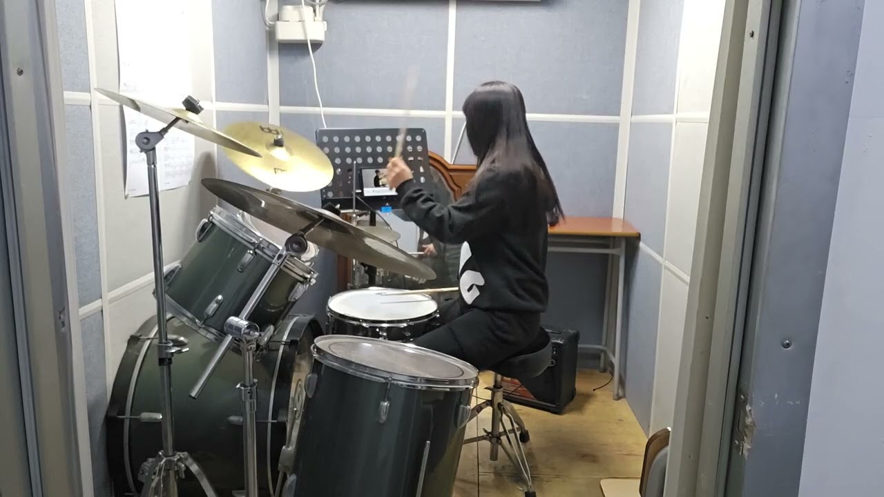 빗속의 여인( 김건모) / 백설공주 드럼