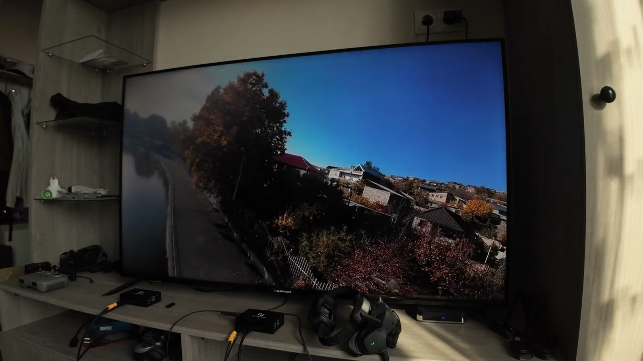 Flight on Avata2 with Goggles3 via TV