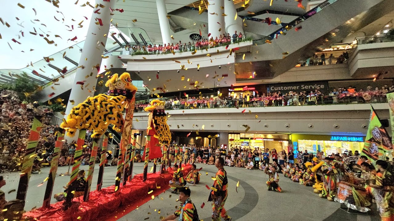 2025 war drums, 8 lion Cai Qing and twin lion dance on high poles at Star Vista