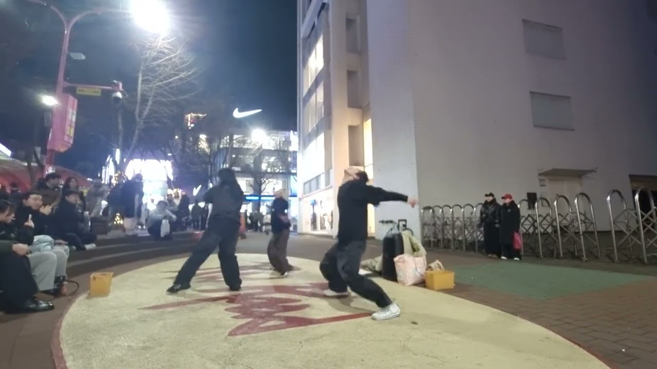 26.2.9 BLAST공연 걷고싶은거리 홍대버스킹 DANCETEAM BLAST(블라스트) by startBig