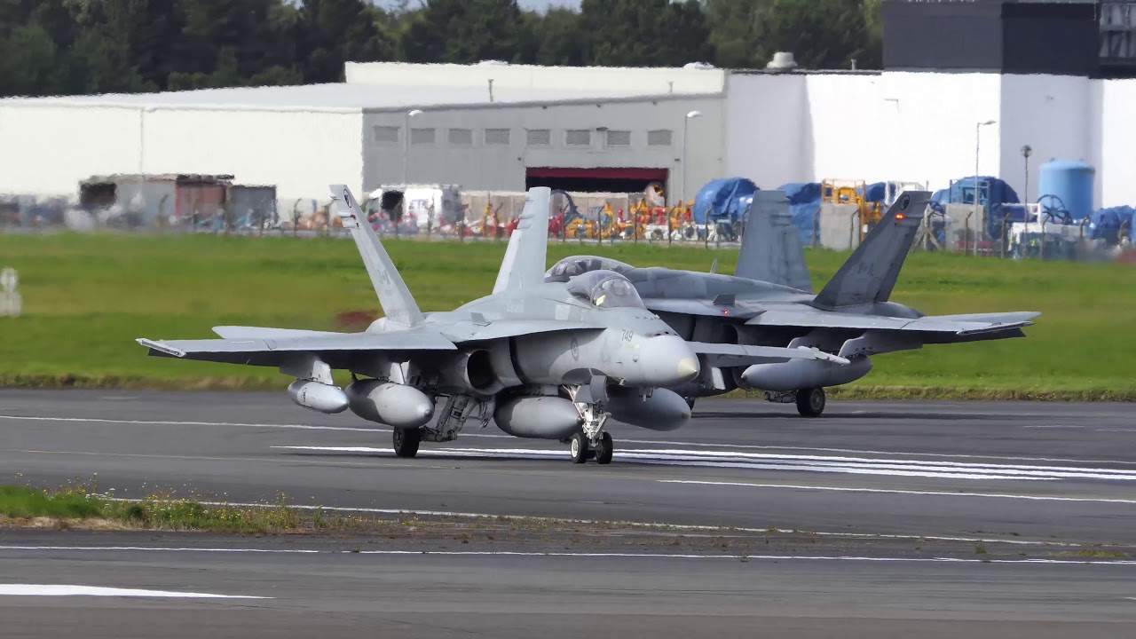 Canforce CF-188s Hornets and CC150 Polaris Tanker depart Prestwick for Romania - [4K/UHD]