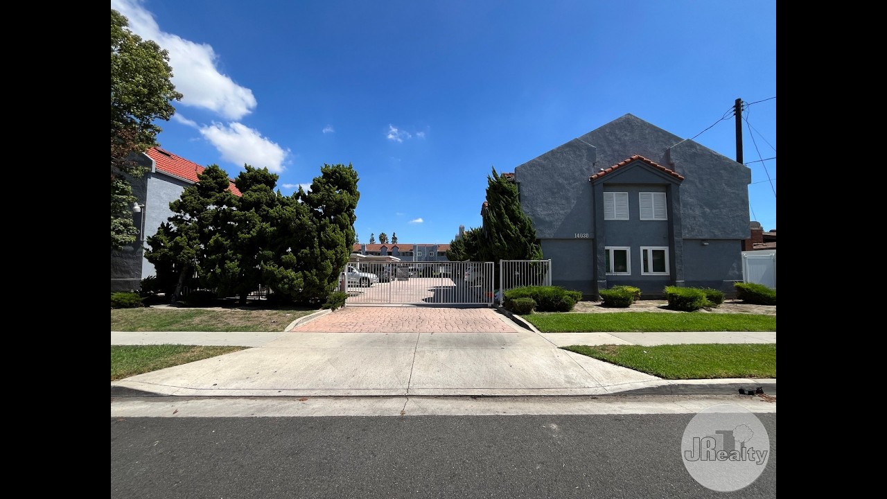14030 McClure Ave 208, Paramount, CA 90723