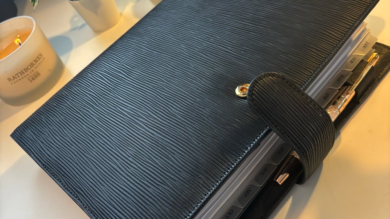 HP Classic Work Planner in Cloth and Paper Contoured Cover