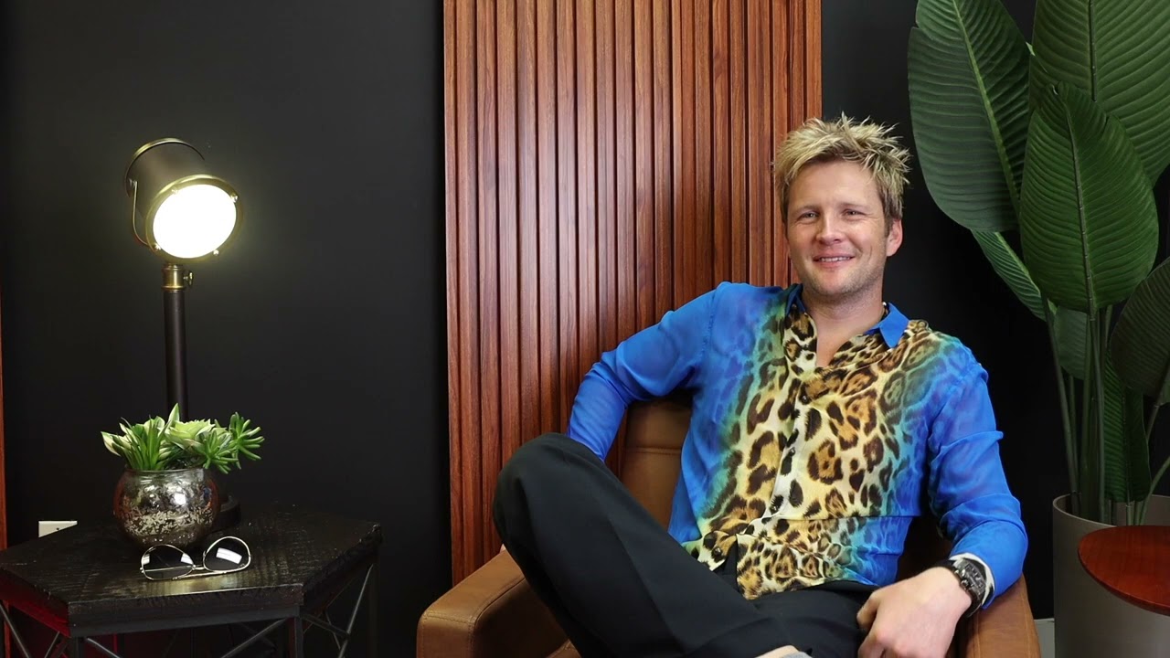 Alexander Acha se confiesa entrevista Wow La Revista | Mariachis