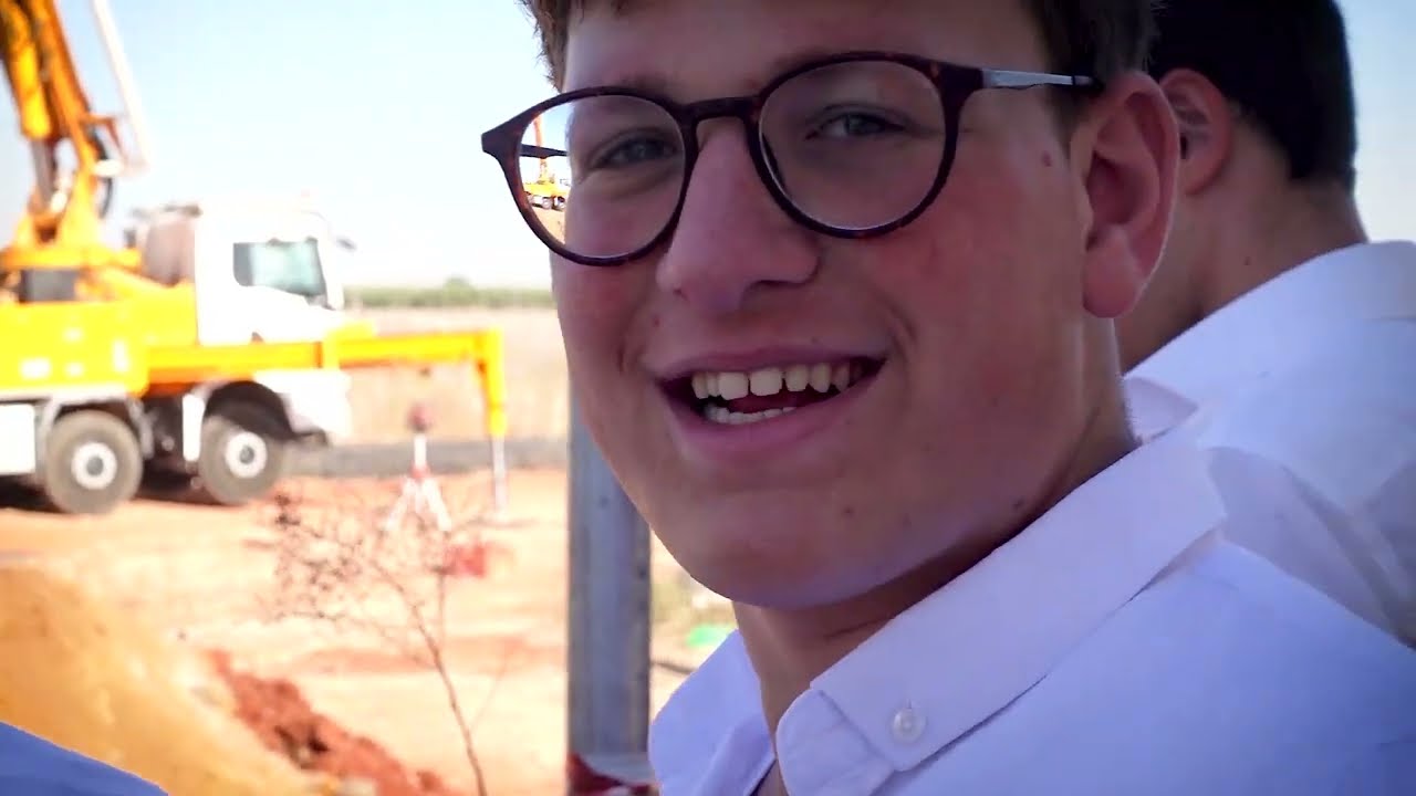 בונים את הישיבה - פרק 3 - יציקות!