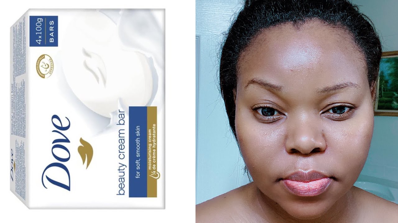 LE MASQUE VISAGE ÉCLAIRCISSANT ET ENLEVÉ LES TACHES