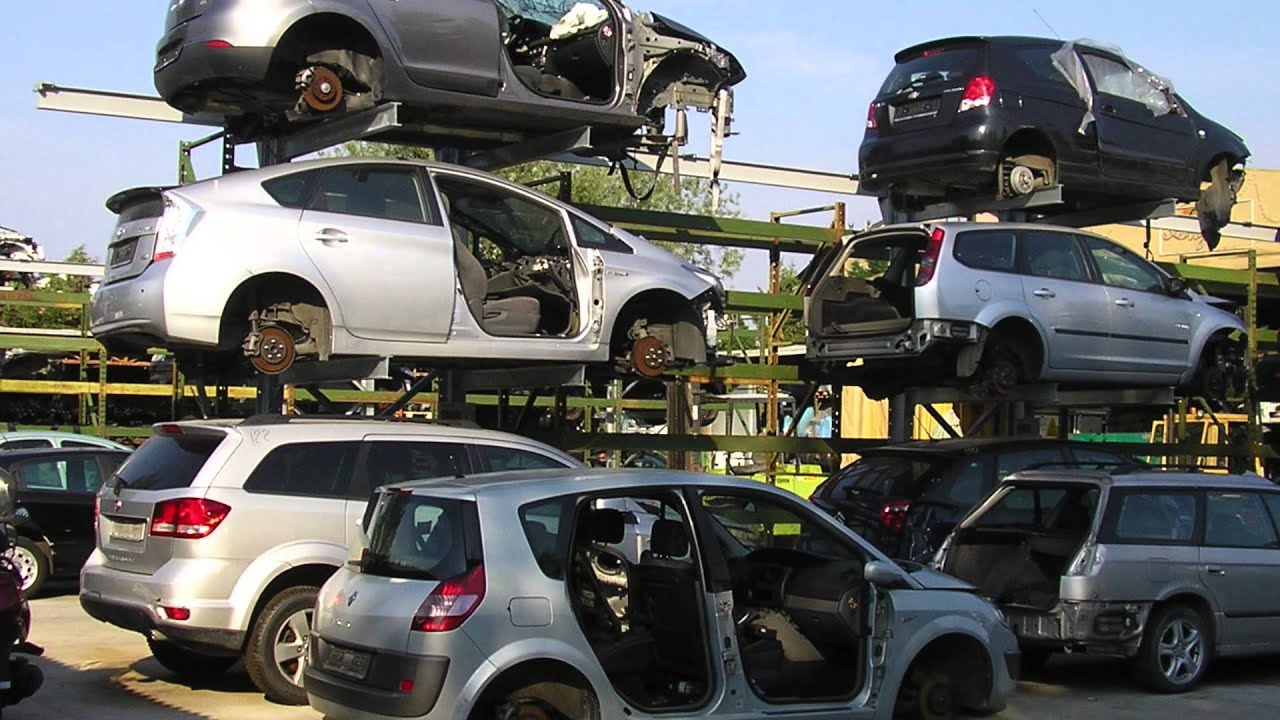 Autodemolizioni Croda Snc si presenta