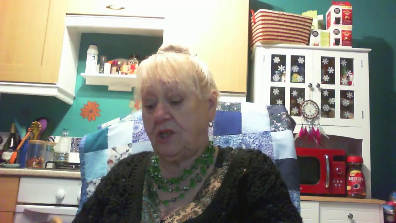 It's Saturday Night So It's Craft Along With Jan And Friends. Grab Your Project And Join Us