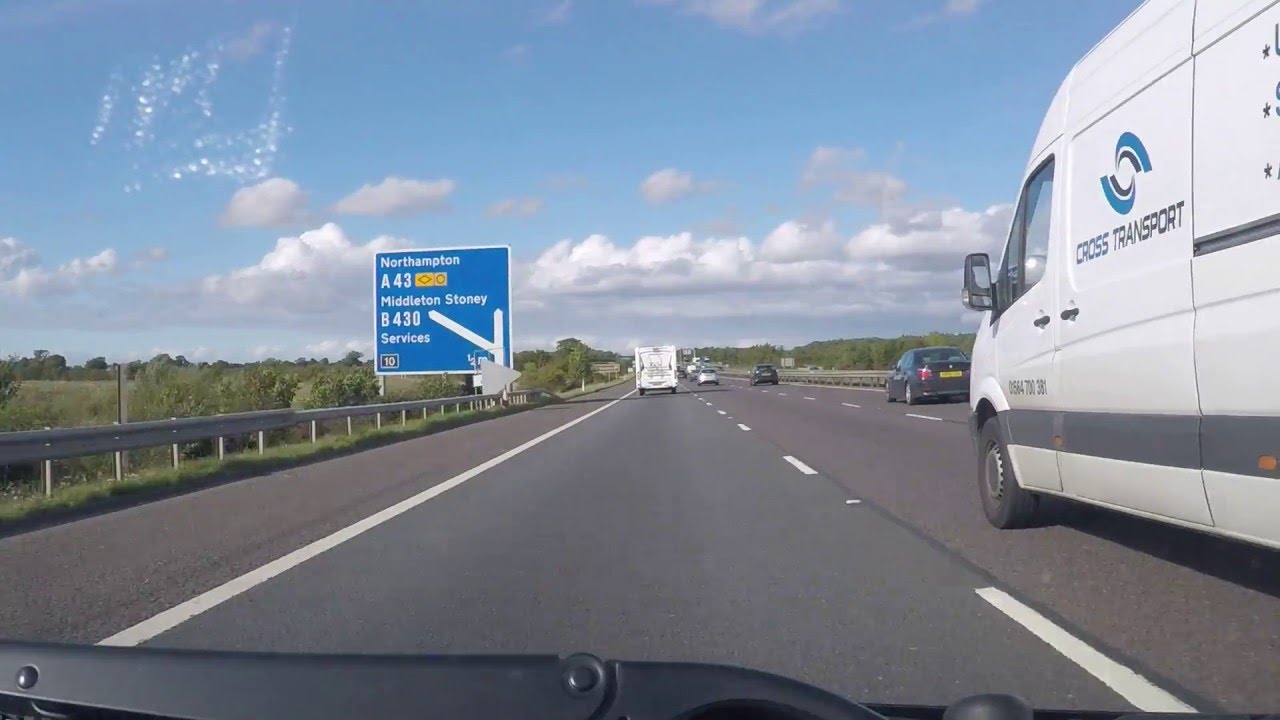 UK Motorways - M40 north J10 onto A43 Cherwell Valley Services