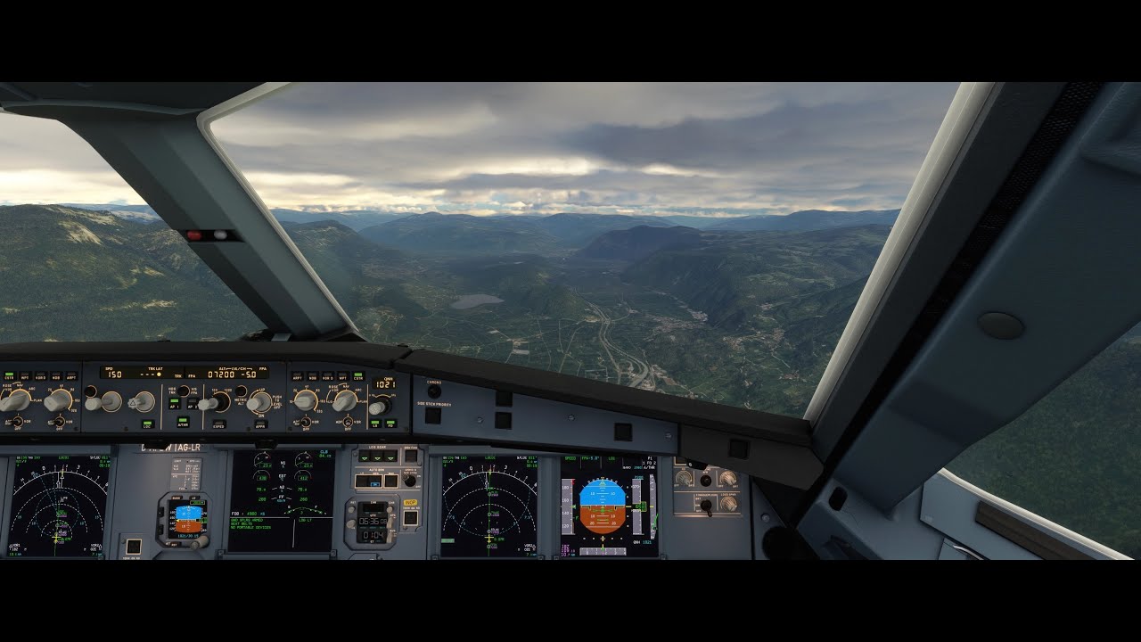 MSFS 2020 - Bolzano LOC approach | A32NX | Live weather | Fix info | 4K | Ultra