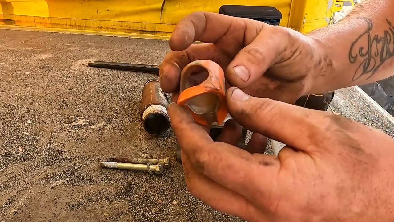 Fixing a SandBlasting machine Grit valve