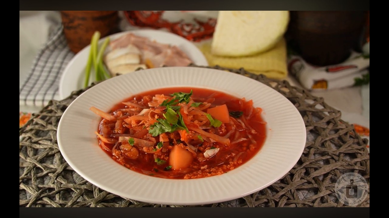 Простой, со скромной золотой крупой. ПОСТНЫЙ БОРЩ С ПШЕНОМ И ПОМИДОРАМИ