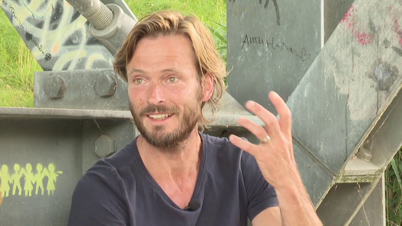 DARK Andreas Pietschmann - Interview - ganzer Talk Deutsch ES IST ZU DEINEM BESTEN - Film - TATORT