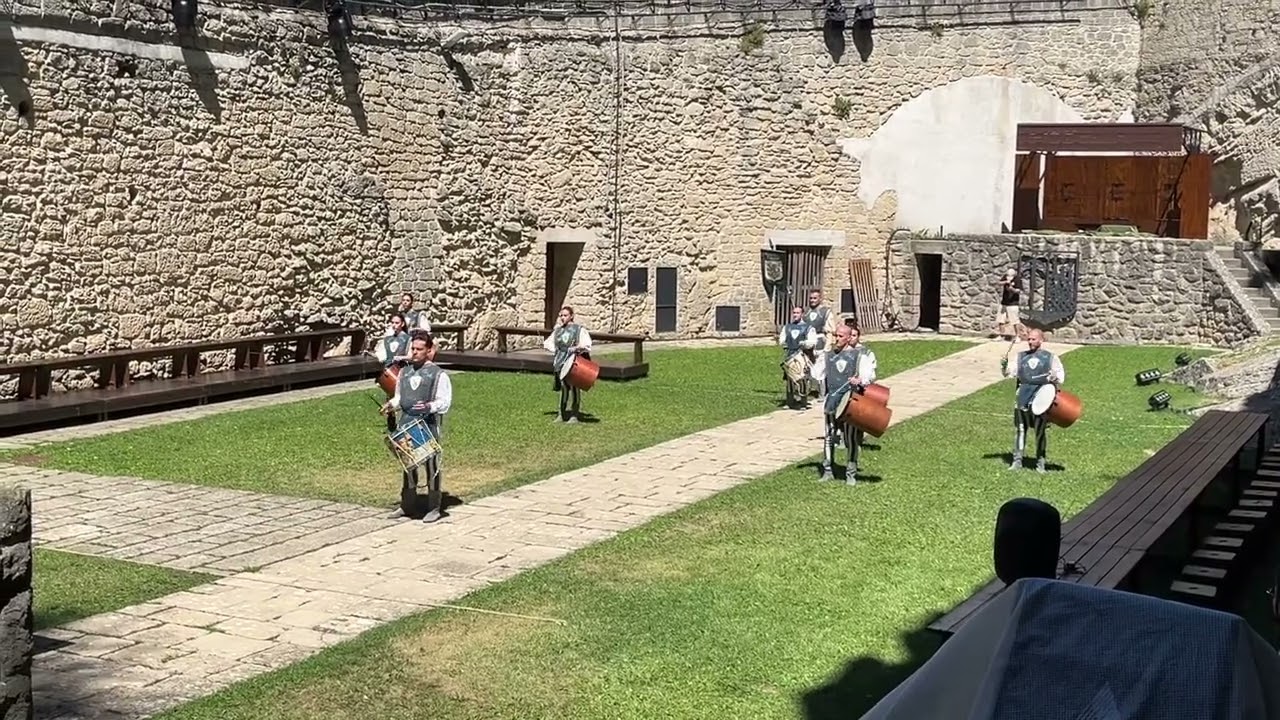 Tamburini Canneti nella Cava dei Balestrieri di San Marino per la Giostra organizzata dalla Cerna