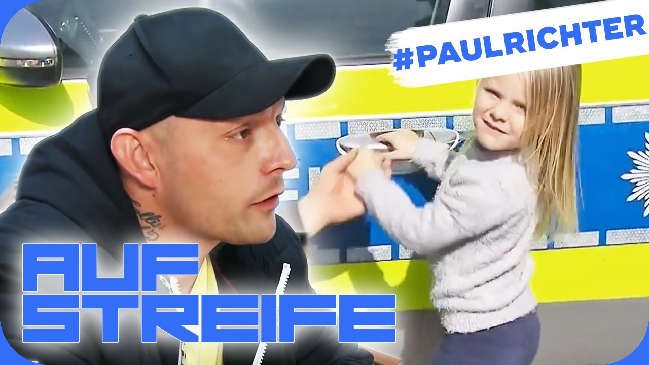M&auml;dchen sucht Hilfe bei der Polizei! Ist der fremde Mann ihr Vater? | Auf Streife | SAT.1