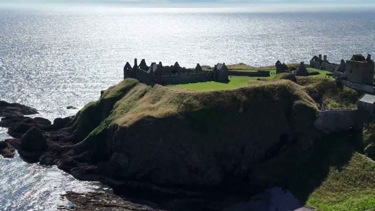 DUNNOTTAR CASTLE & STONEHAVEN WAR MEMORIAL,