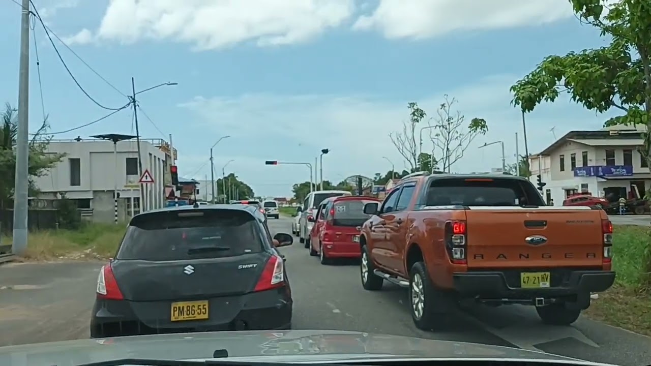 Yuk lihat Jln. kota Paramaribo Ibu Kota Suriname 16 Maret 2023