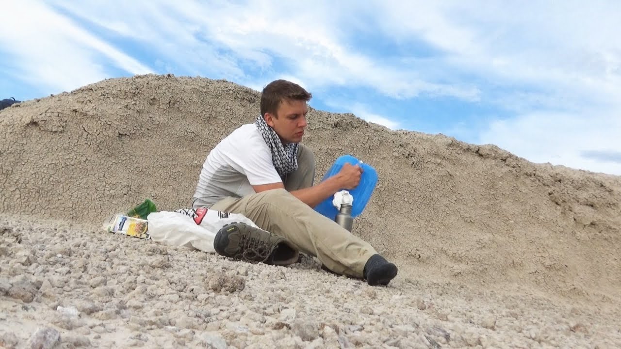 Badlands Backpacking Through Hike