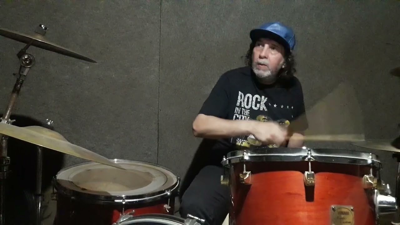 Groove Theory - Keep tryin' - Drum cover fragment