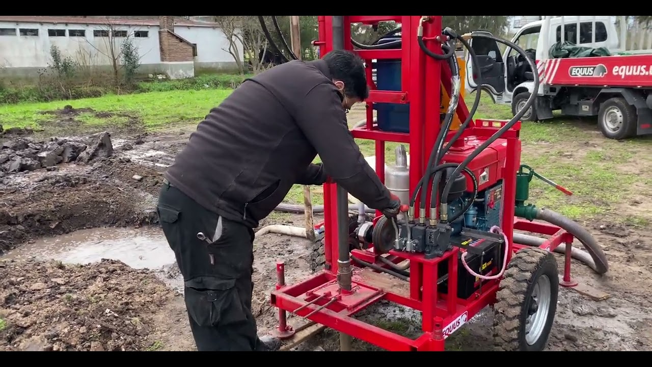 Perforadora Equus para pozos de agua Diesel 100 metros