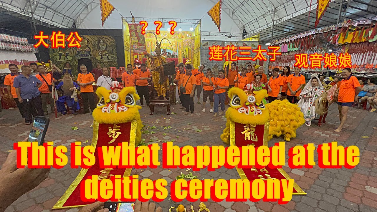 Singapore - Spirit Medium Possessed during a Chinese Religion Ceremony
