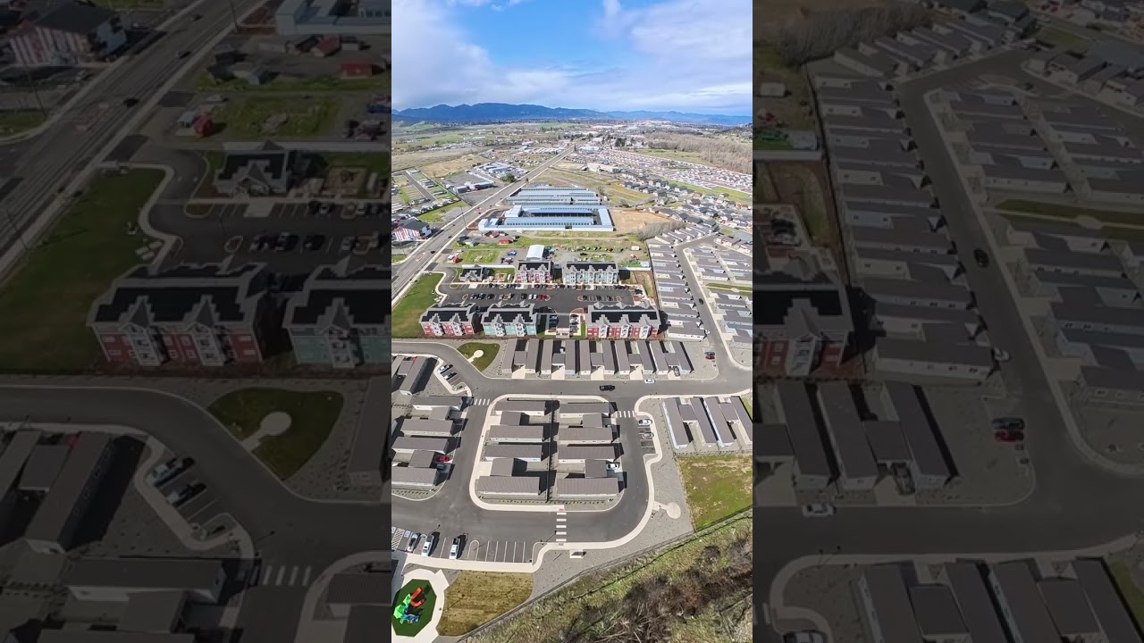 🚁 Flying over Phoenix, Oregon today and it genuinely brought tears to my eyes.