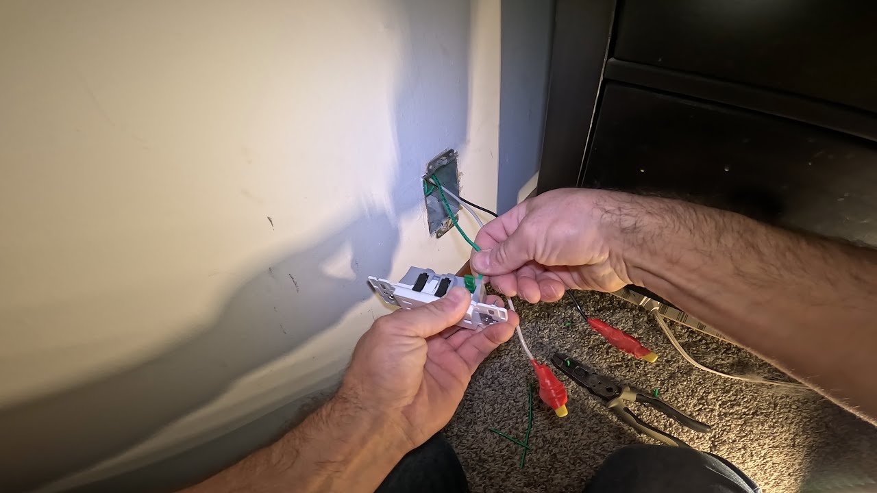 Handyman Finds 1 Problem With Decora Edge