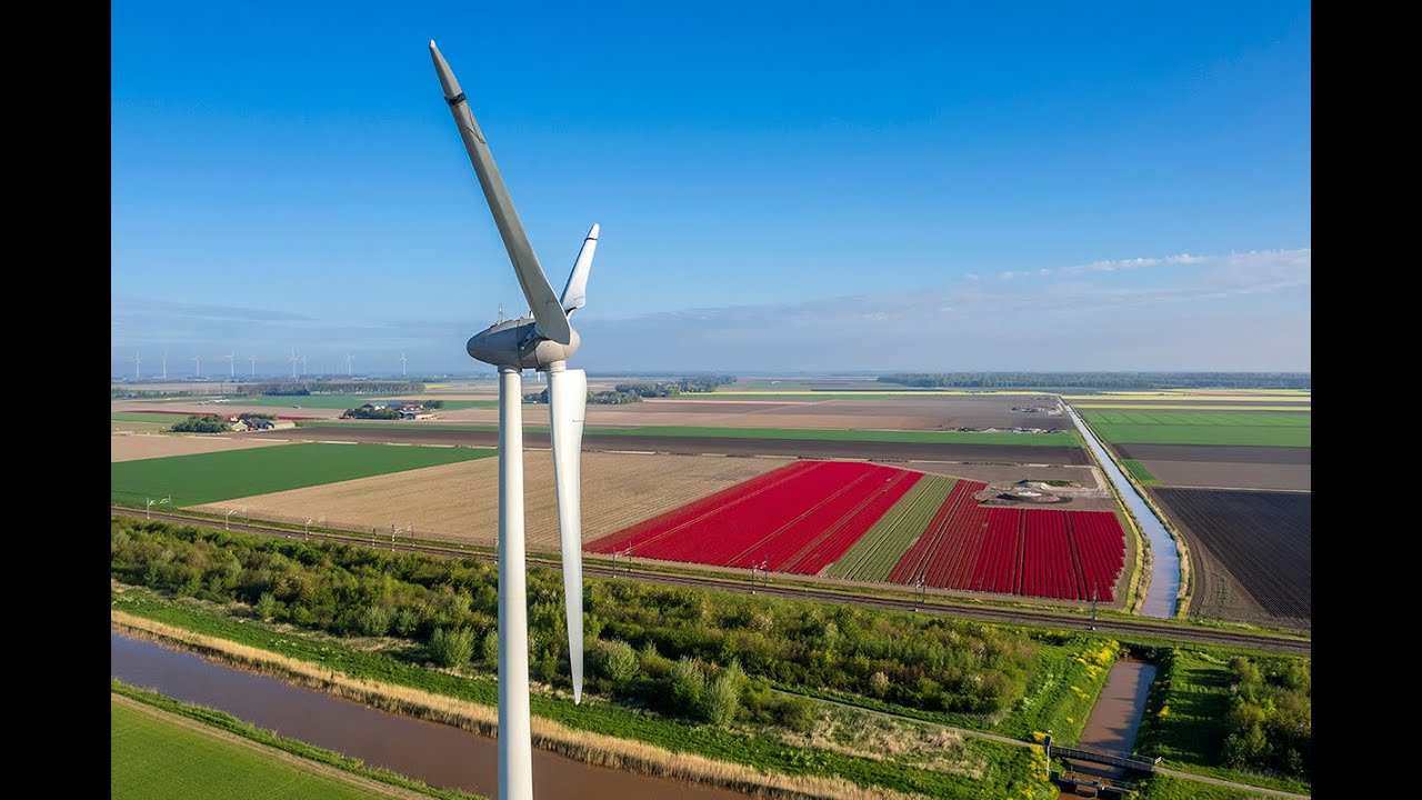 Dismantling 6 Enercon E70 wind turbines, Flevopolder, Netherlands