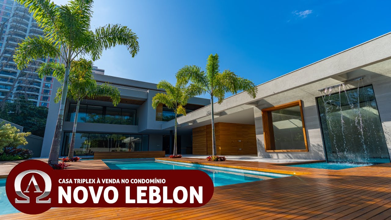 CASA TRIPLEX à venda no condomínio NOVO LEBLON na BARRA DA TIJUCA no Rio de Janeiro!