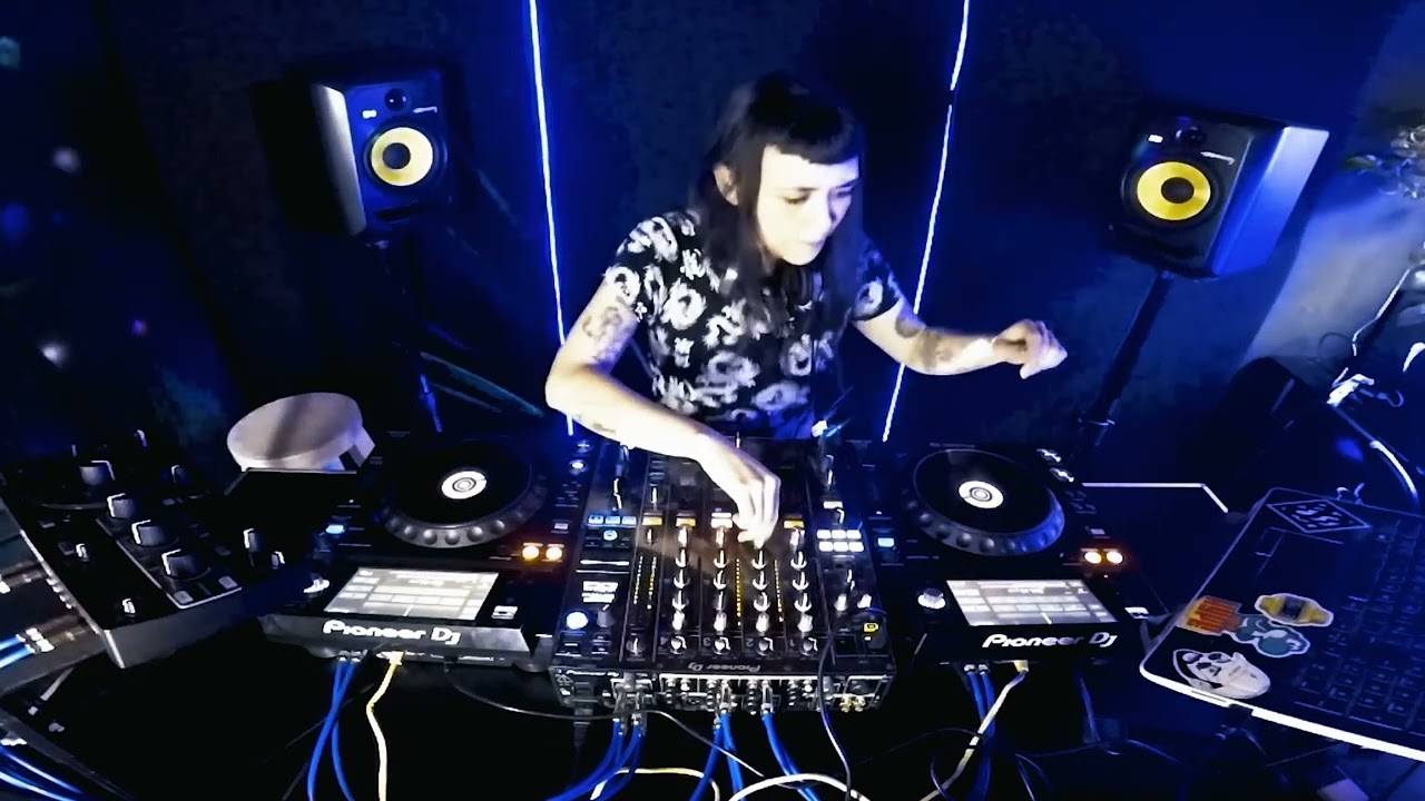 160° FARENHEIT - DJ SBH
