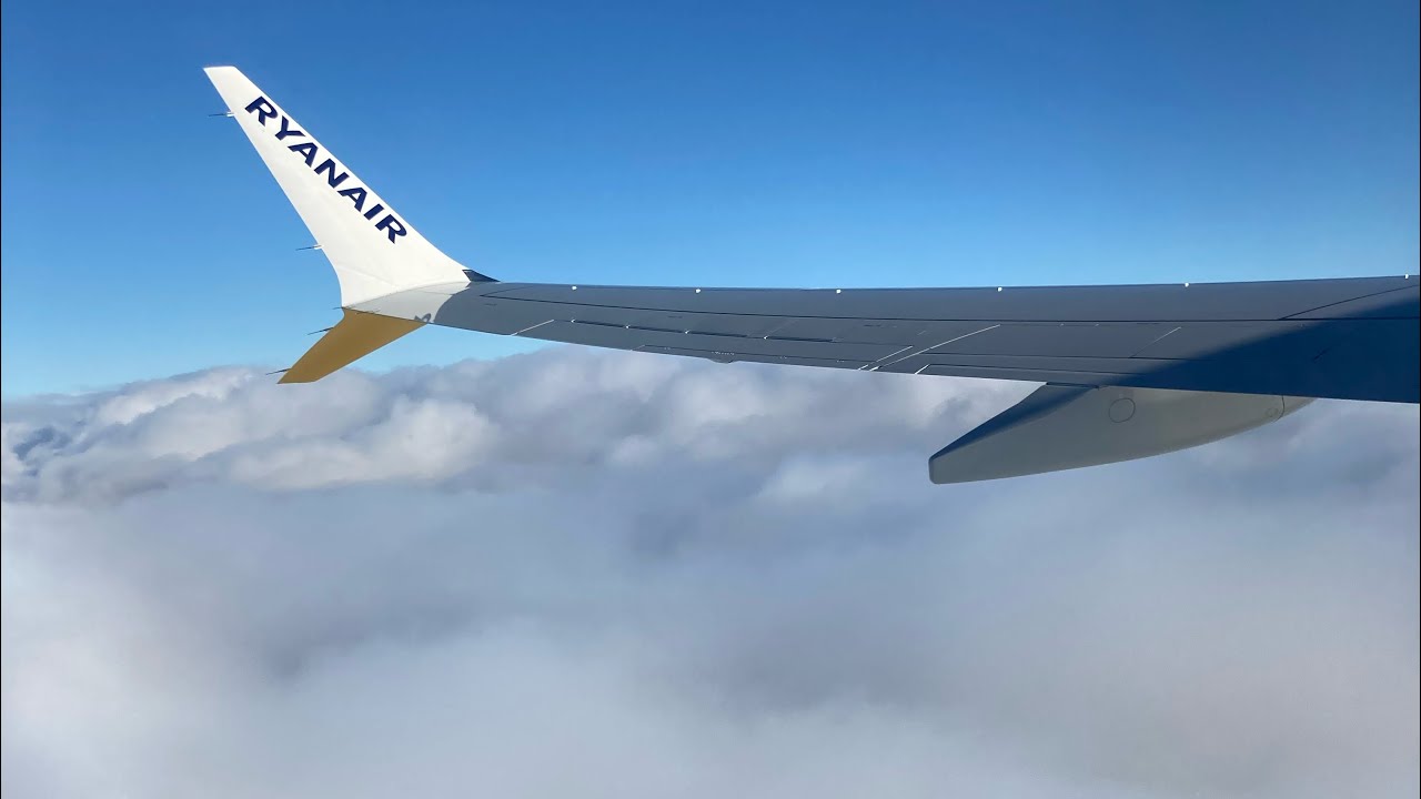 Ryanair Boeing 737 MAX Take off from Brussels Airport