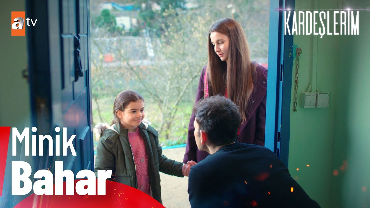 Bahar, Tolga abisi ile ders çalışmaya geliyor - Kardeşlerim 76. Bölüm