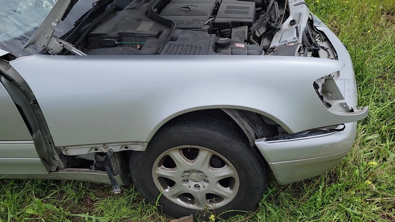 W140 Mecedes Fender Removal