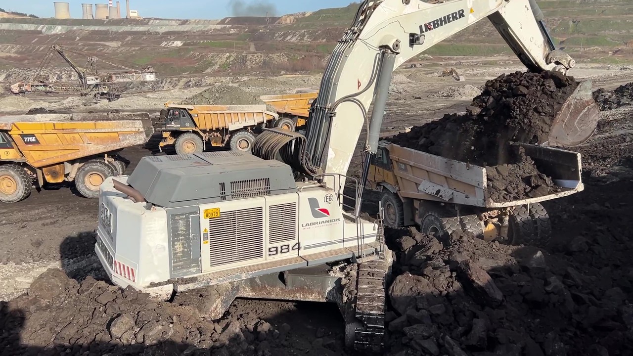 Gigantic Machines in Action: Liebherr 984 Excavator Loading Cat Dumpers - Sotiriadis/Labrianidis 4K